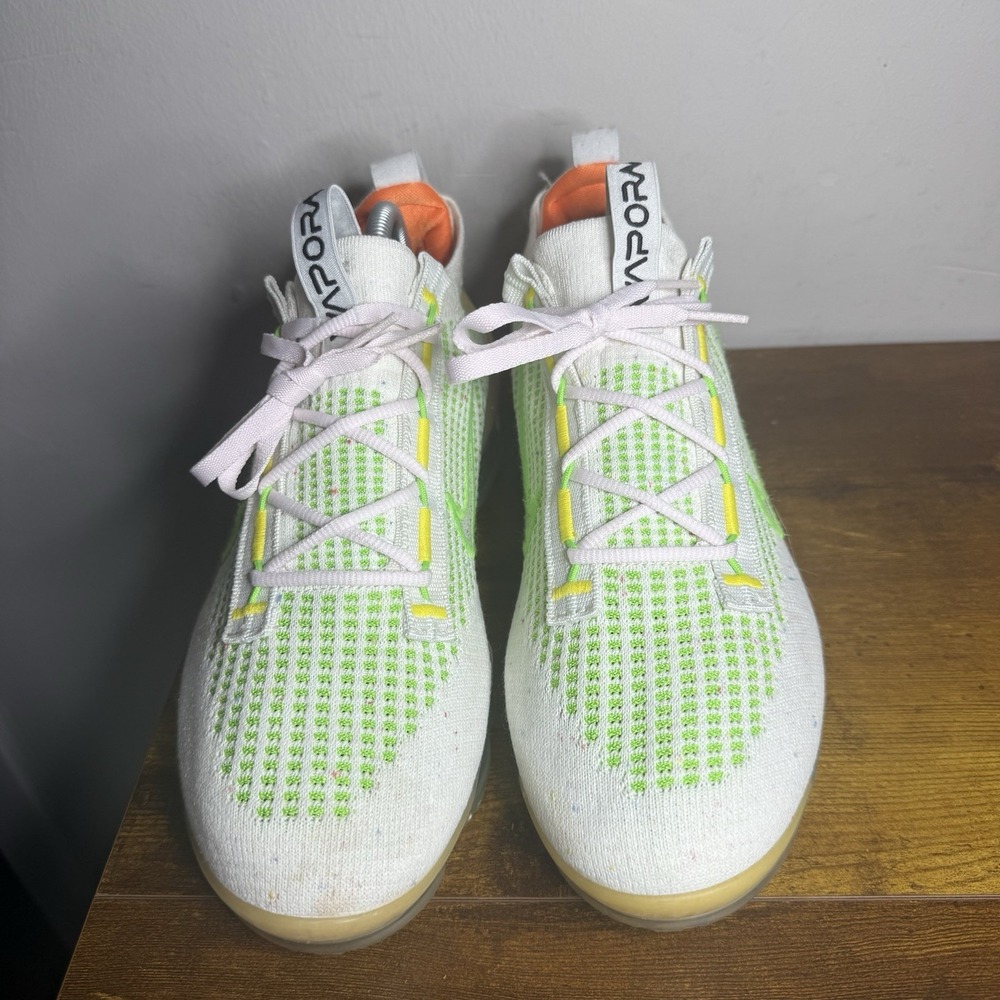 Nike Air Vapormax 2021 Flyknit Next Nature 'Feel Love' Sneakers Womens Size 11 - Picture 3 of 6